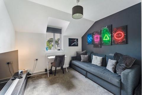 2 bedroom apartment for sale, 86 Warham Road, South Croydon