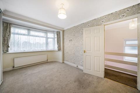 24 Alderney Gardens, Northolt, UB5 5BS