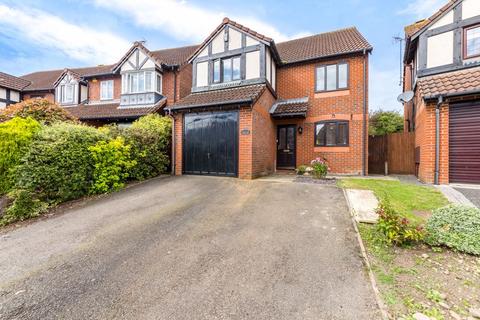 3 bedroom detached house for sale - Oak End, Buntingford
