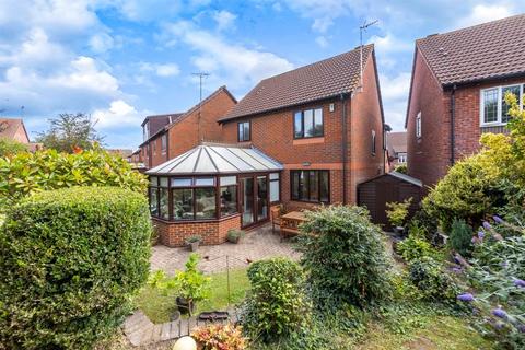 3 bedroom detached house for sale - Oak End, Buntingford