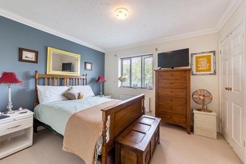 3 bedroom detached house for sale - Oak End, Buntingford