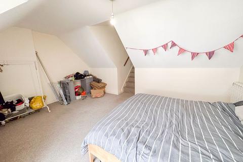 33b High Street, Shepton Mallet, BA4 5AQ