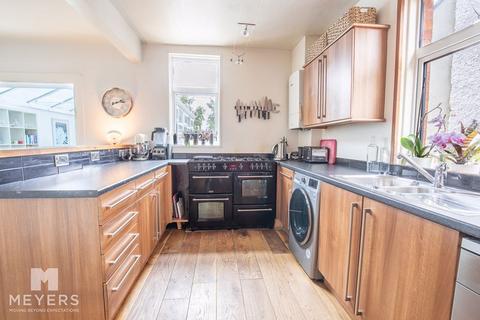 4 bedroom detached house for sale - Nursery Road, Moordown, BH9