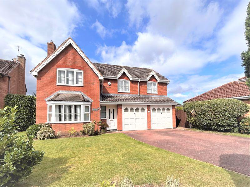 Gibbs Close, Lower Moor 5 bed detached house for sale £525,000