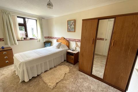 3 bedroom bungalow for sale, Warwick Gardens, Burnham-On-Sea, Somerset, TA8