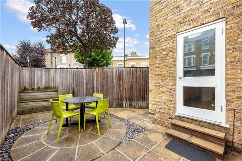 3 bedroom end of terrace house to rent, Riversdale Road, London, N5