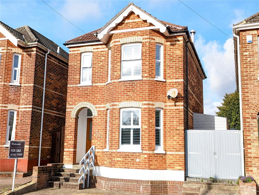 Library Road, Parkstone, Poole, BH12 3 bed detached house for sale £