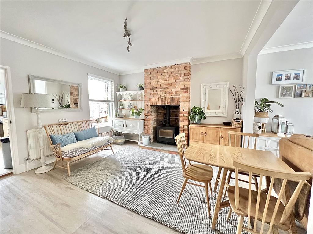 Library Road, Parkstone, Poole, BH12 3 bed detached house for sale £