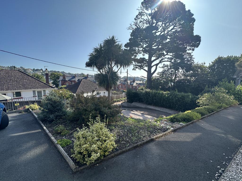 Buckeridge House, Teignmouth, TQ14 10 bed block of apartments £450,000