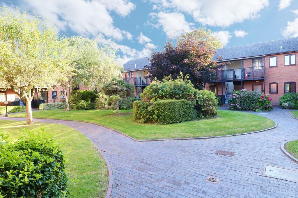 Oversley House, Kinwarton Road... 1 bed apartment for sale £59,950