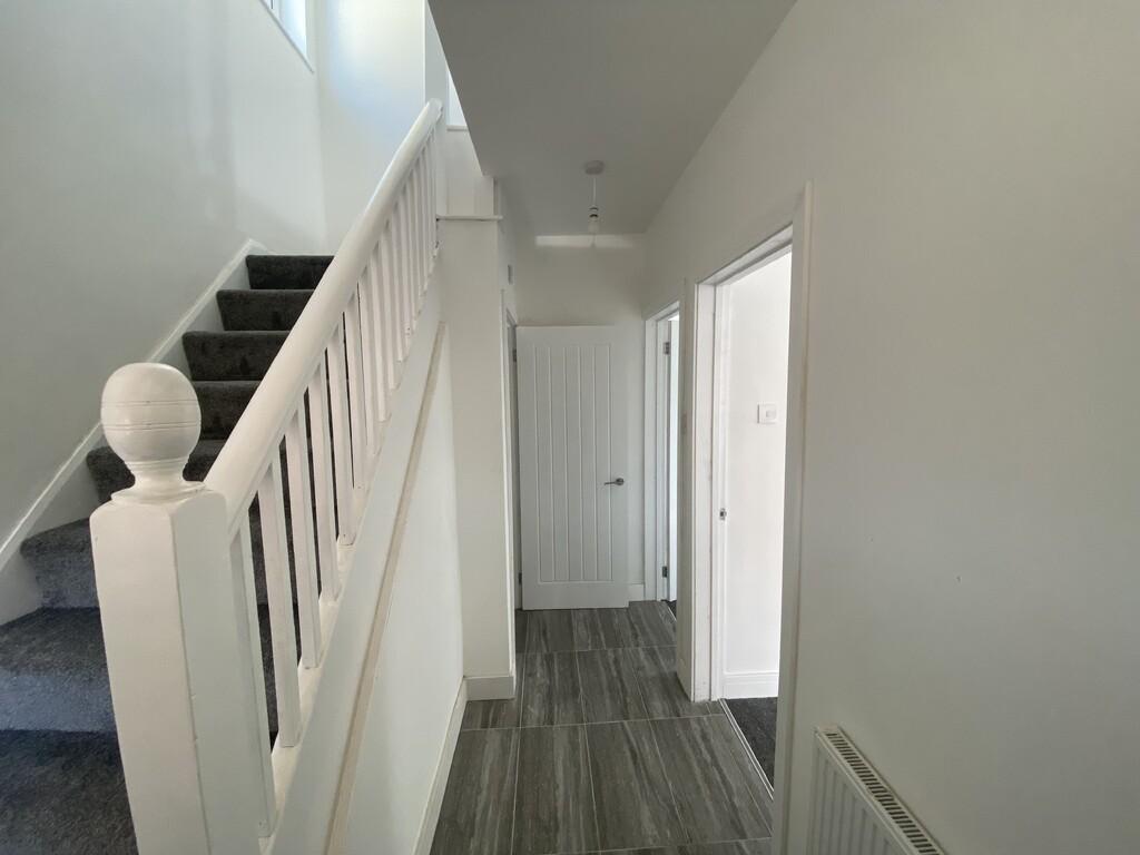 House in Rushcliffe, Radcliffe-on-Trent - View 2
