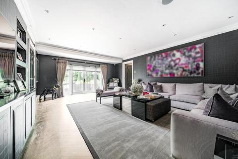 51 Uphill Road, London, NW7 4PR