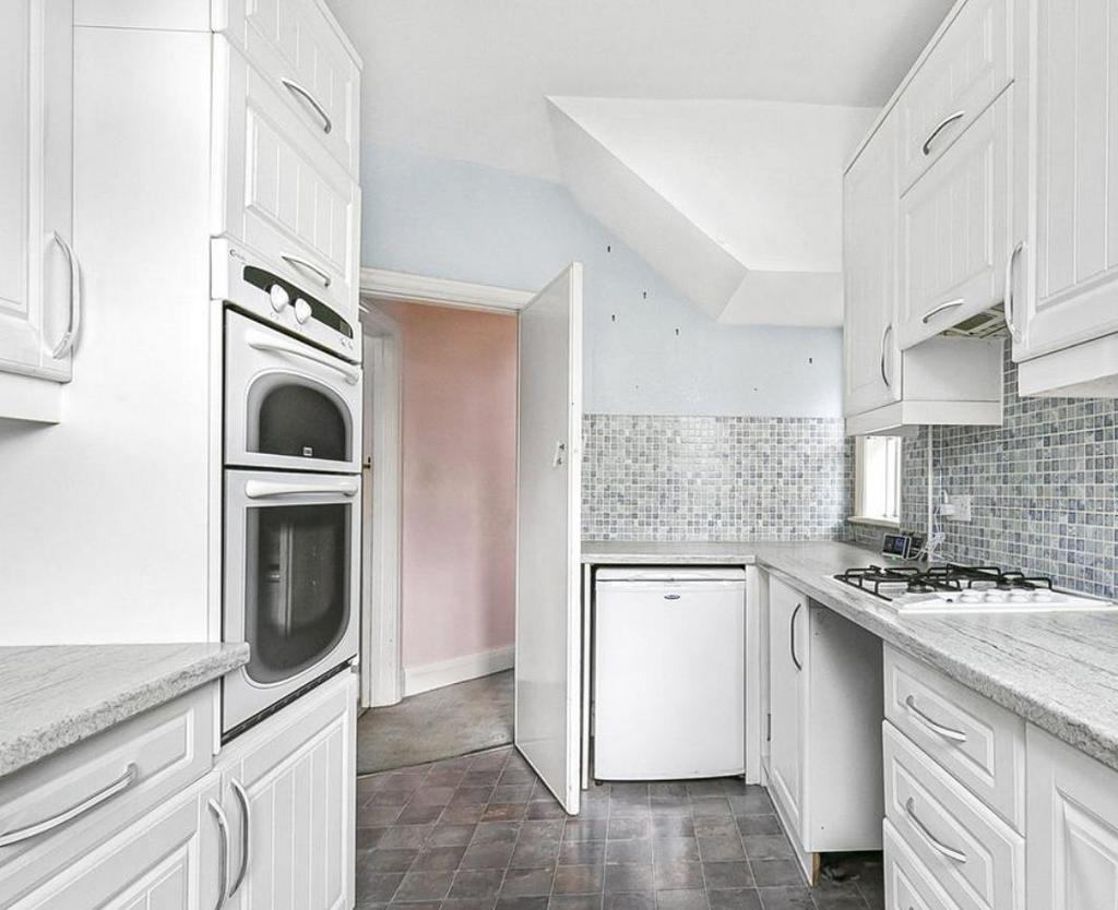 Kitchen 1.png