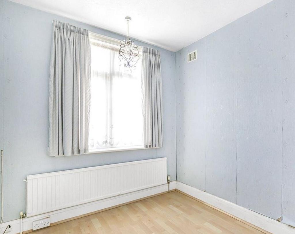 Bedroom 3.png
