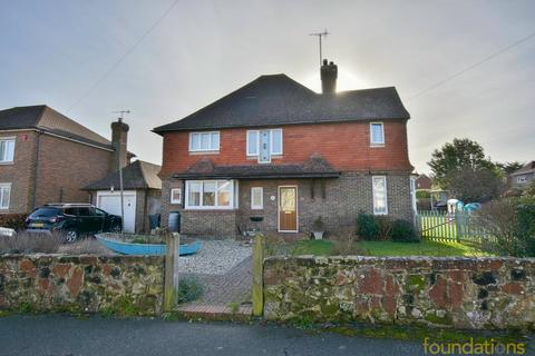 67 Cooden Drive, Bexhill-on-sea, TN39 3AY