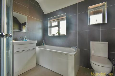 67 Cooden Drive, Bexhill-on-sea, TN39 3AY