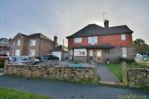 67 Cooden Drive, Bexhill-on-sea, TN39 3AY
