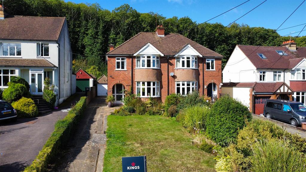 Upper Spring Lane, Ightham, Sevenoaks 3 bed semidetached house for