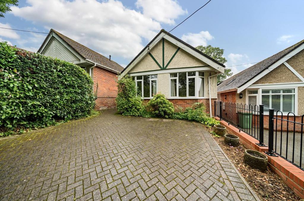 Brownhill Road, Chandler's Ford 3 bed detached bungalow for sale £425,000