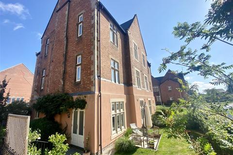 1 bedroom apartment for sale - The Furlongs, Bicton Heath, Shrewsbury