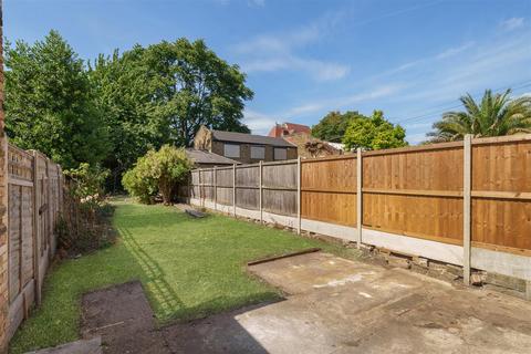 100 Albany Road, London, SE5 0DA