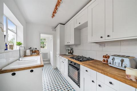 24 Brook Road, Surbiton, KT6 5DB