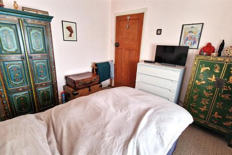 2 bedroom end of terrace house for sale, Dover Street, Chippenham
