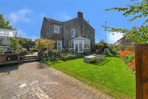 43 Canada Road, Rawdon, Leeds, LS19 6LR