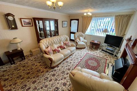 2 bedroom semi-detached house for sale - Kilmarnock Road, Darlington