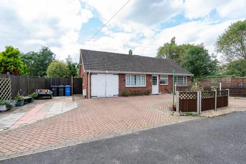 2 bedroom detached bungalow for sale - Bayswood Avenue, Boston, PE21