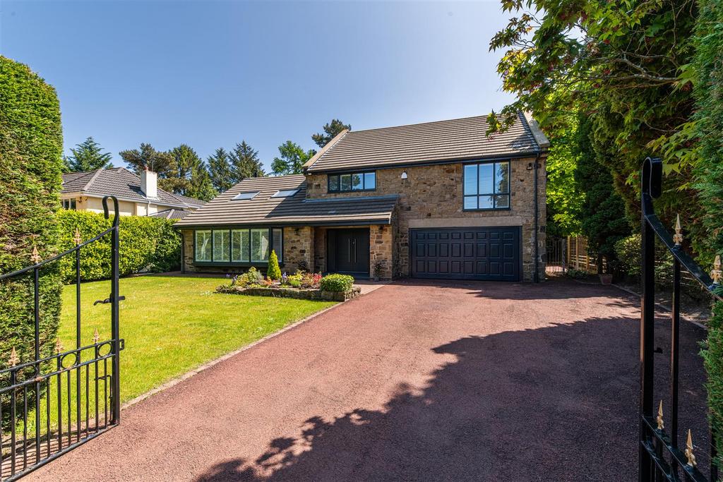 Runnymede Road, Darras Hall, Ponteland 5 bed detached house £925,000