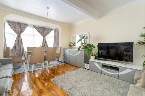 19 Oakview Road, London, SE6 3QF