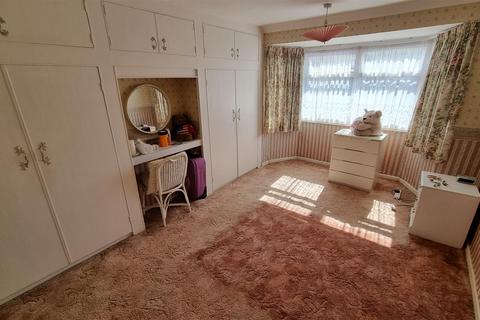 90 Arundel Road, Birmingham, B14 5UE