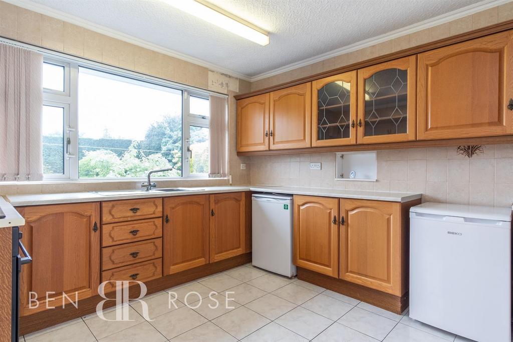 Church Lane, Charnock Richard, Chorley 3 bed detached bungalow £399,995