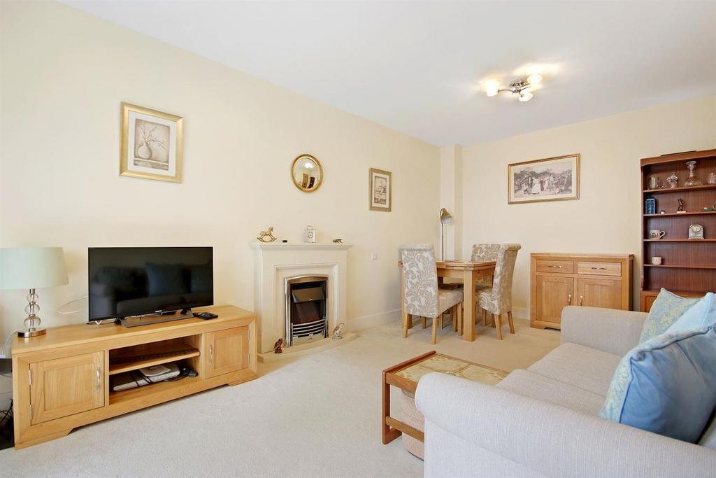 09-d7e877066 - AM - 3 Sydney Court, Lansdown Road,