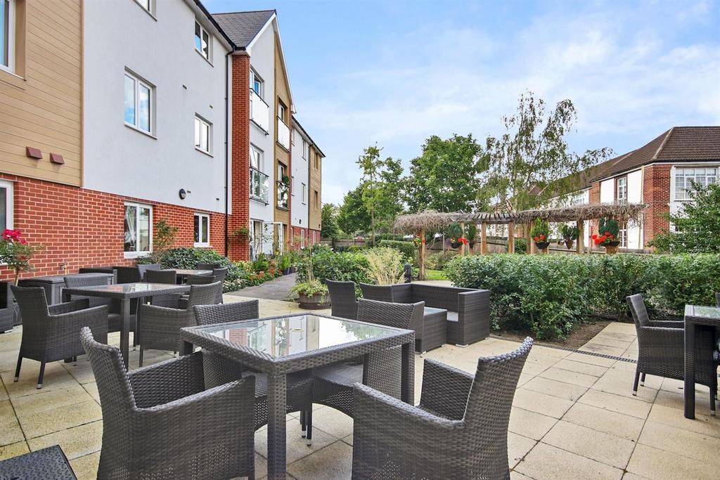 12-dd1f77066 - AM - 3 Sydney Court, Lansdown Road,