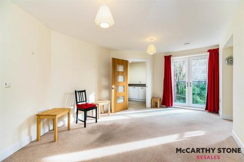 1 bedroom apartment for sale, Elm Tree Court, High Street, Huntingdon