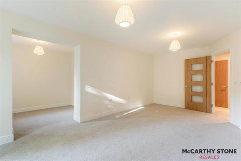 1 bedroom apartment for sale, Elm Tree Court, High Street, Huntingdon