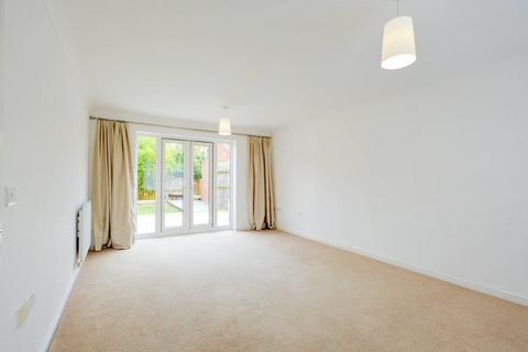5 bedroom detached house to rent - Chilwell Lane, Bramcote, Nottingham, NG9 3DU