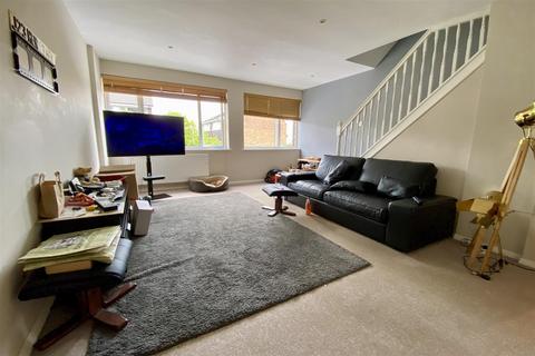 4 bedroom end of terrace house for sale - Farncombe