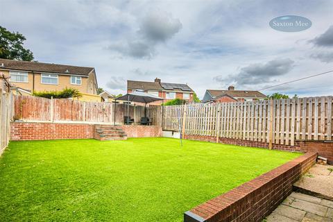 82 Studfield Hill, Sheffield, S6 4SJ