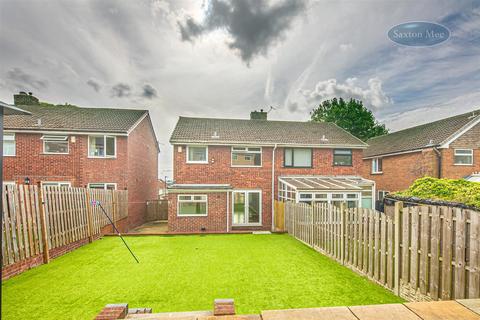 82 Studfield Hill, Sheffield, S6 4SJ