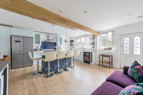 undefined, Brooklands Road, Weybridge, KT13