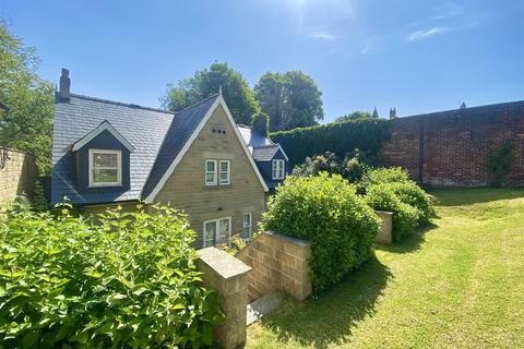 2 bedroom mews to rent - Beech Tree Mews, Psalter Lane