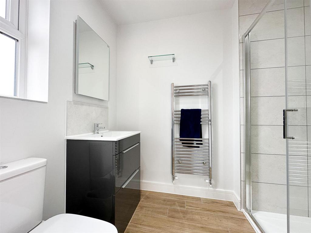 Bed 1 En Suite