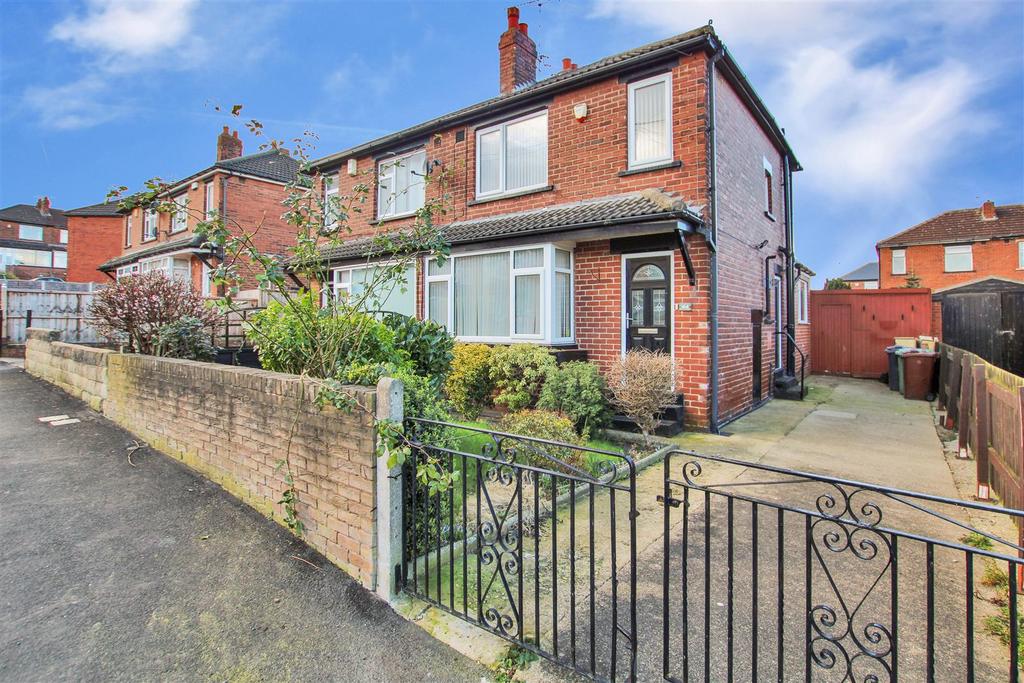 Kirkdale Crescent Leeds 3 Bed Semi Detached House £950 Pcm £219 Pw