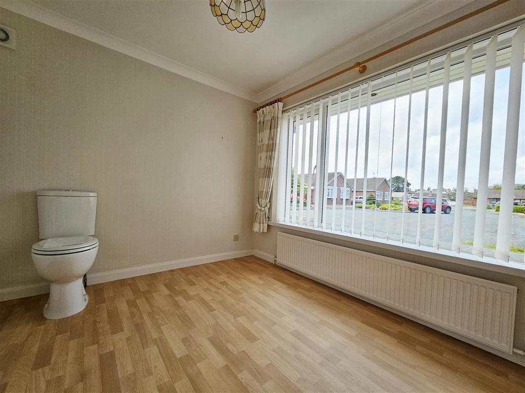 Ground floor bedroom/wc