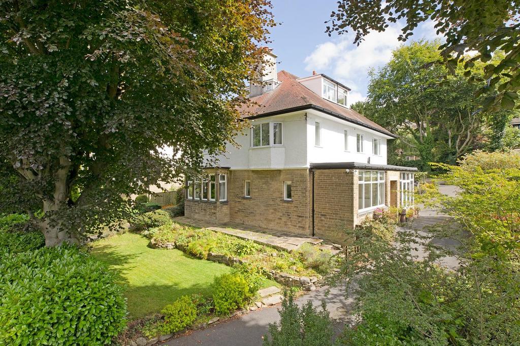 Villa Road, Bingley BD16 5 bed detached house for sale £799,950