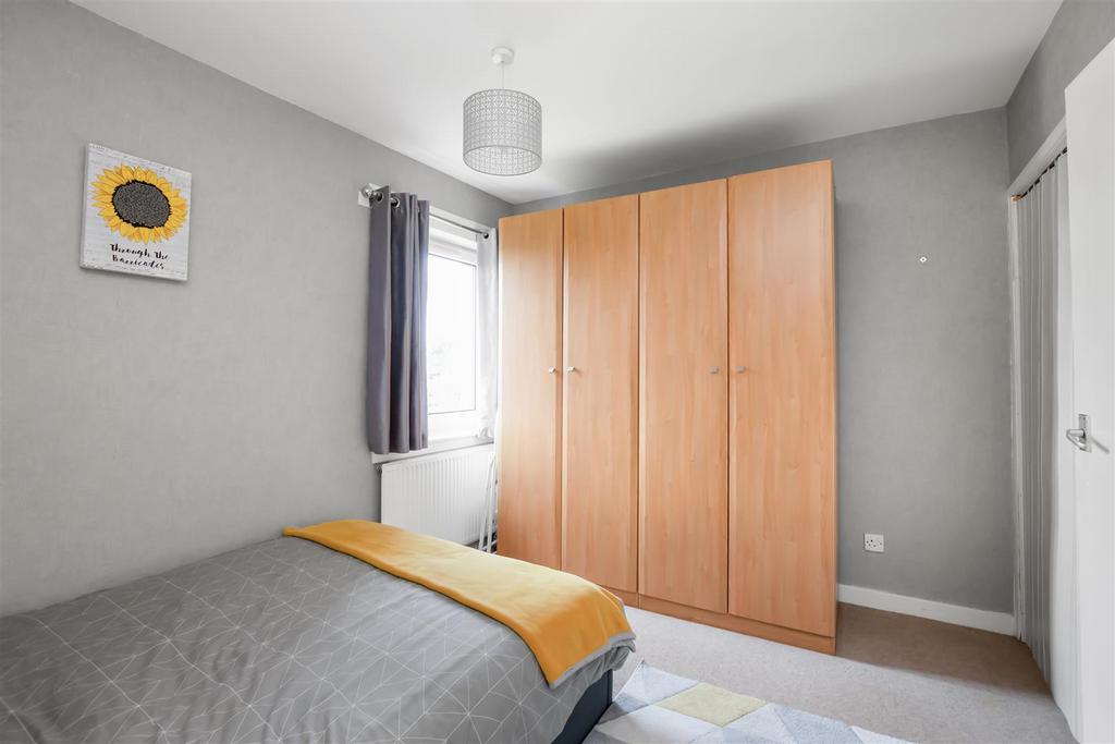 17 Hillfield Crescent 16.jpg