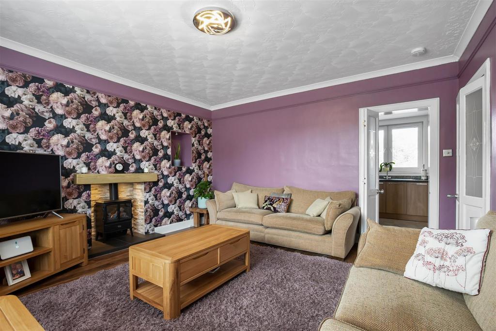 17 Hillfield Crescent 6.jpg